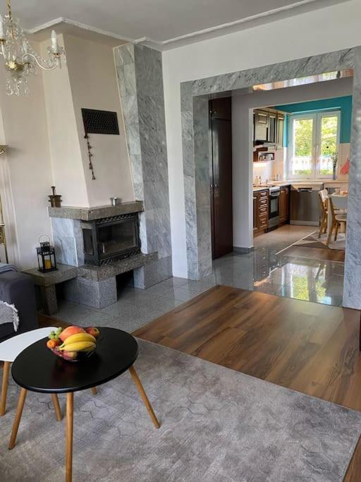 Sweet Home Cieplice Mountain View Apartament By The Main Park And Thermal Pools Jelenia Góra Extérieur photo