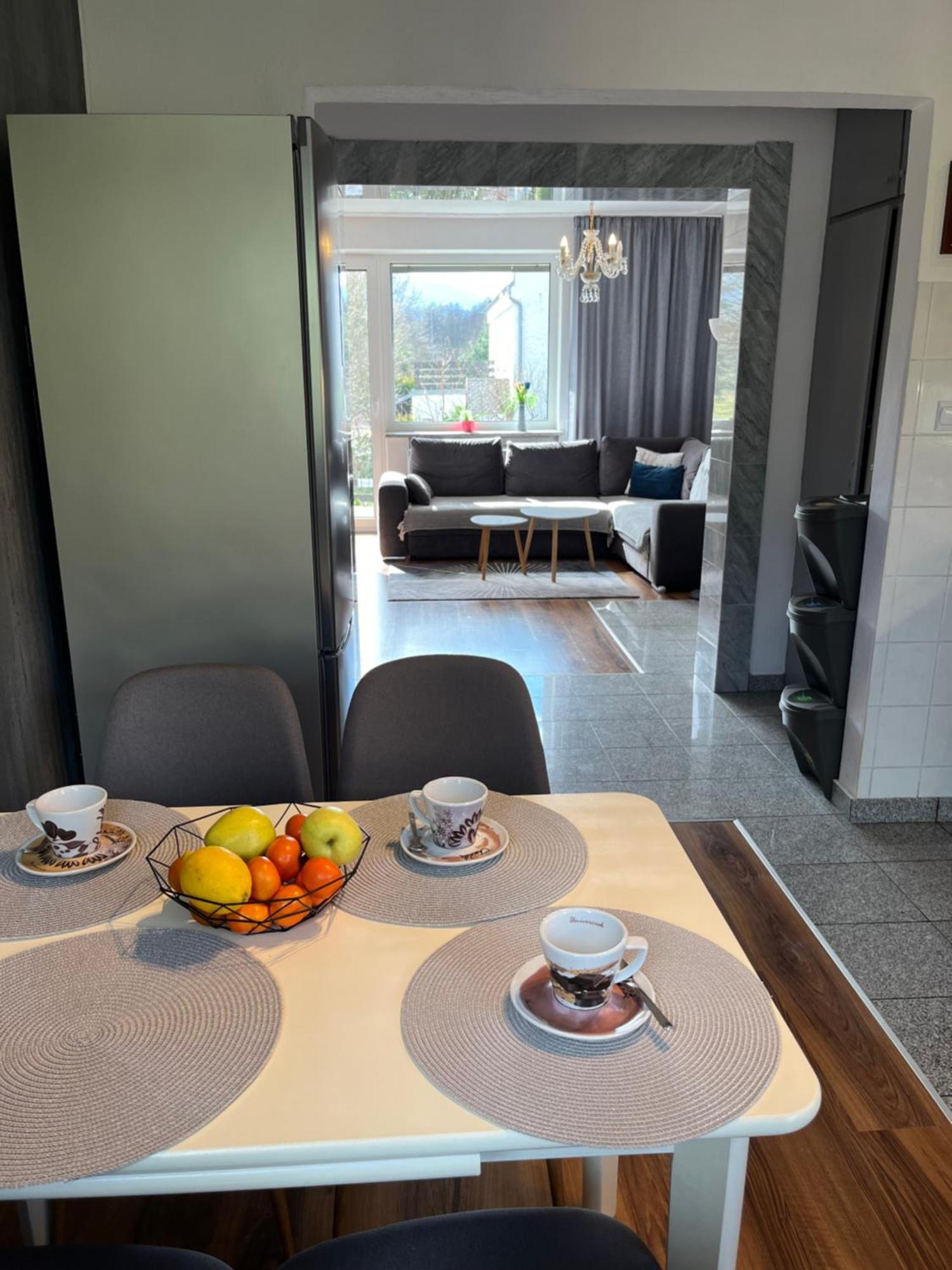 Sweet Home Cieplice Mountain View Apartament By The Main Park And Thermal Pools Jelenia Góra Extérieur photo